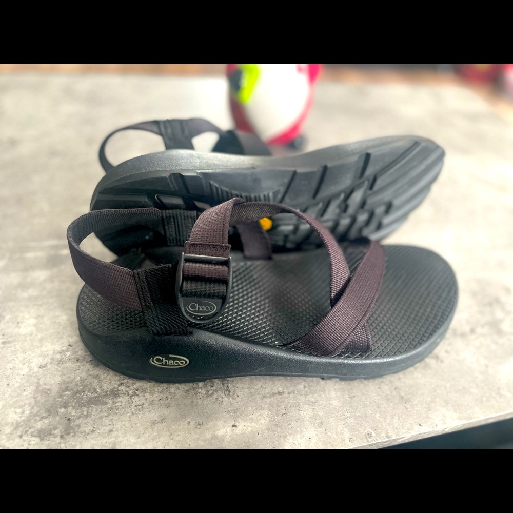 New Chacos with no tags